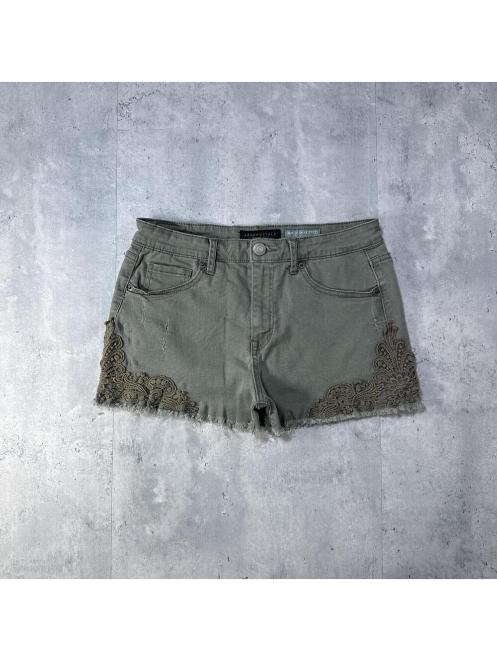 Y2K Aeropostale Green 00s shorts